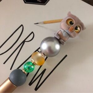 Disney Doorables: Bambi: Friend Owl handmade beaded pen